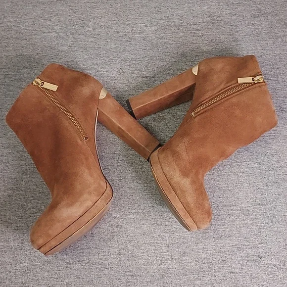 Michael Kors Haven Tan Suede Zip-Up Ankle Bootie Heels Size 9.5 - Picture 3 of 13